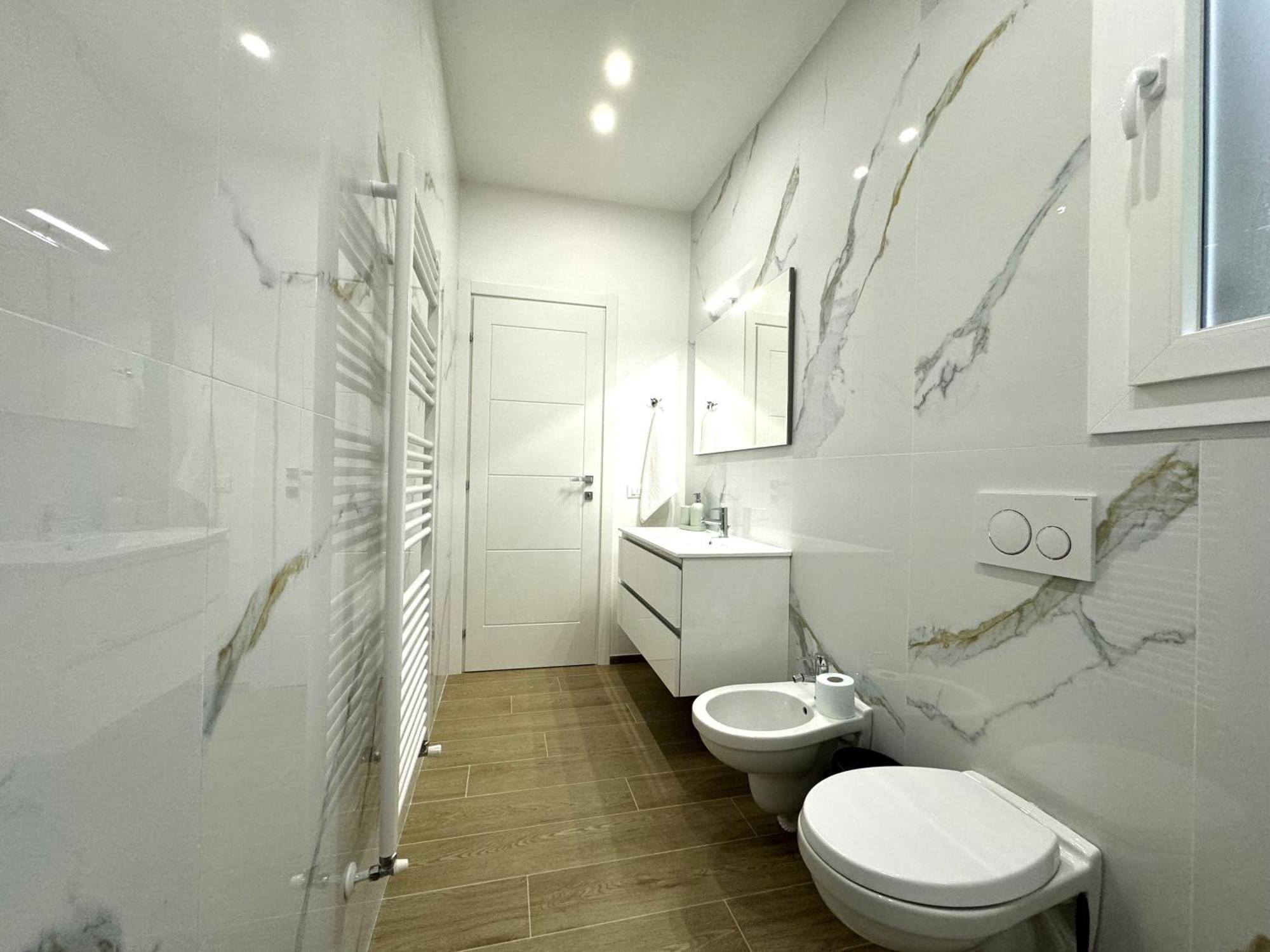Florence Apt